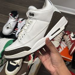 Mocha 3 Size 11 No Box 