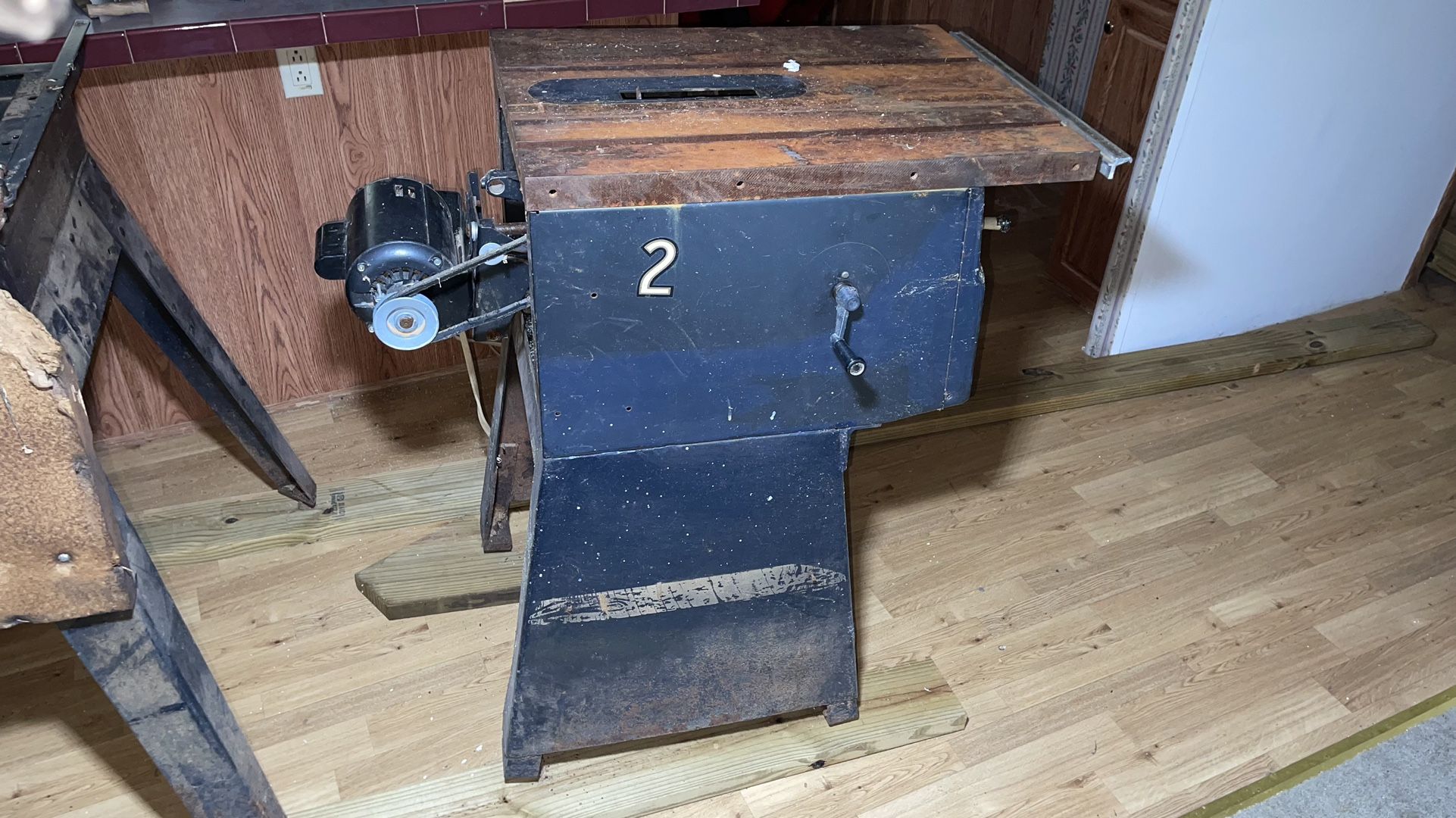 Craftsman 10” Bench Saw