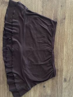 Wild Fable dark brown ruffled skirt with built in safety shorts a small bow