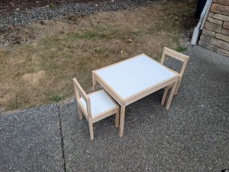 Kid table