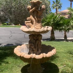 Large Fountain Angels