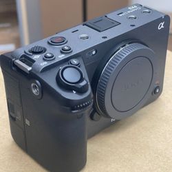 LNEW ILME-FXX3 Camera W/XLR Handle 