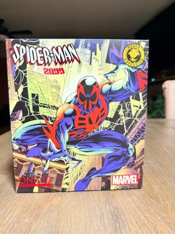 Mezco spider-man 2099