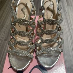 Nina Roisin silver glitter sandal heels. 