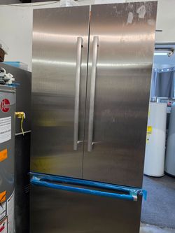 Luxury Bosch 36" Built-In French Door Refrigerator - Brand New!
🔥 ⭐️ Don't miss this chance to own a luxury Bosch refrigerator for a fraction of reta