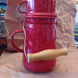 Red Speckled Metal Billy Can