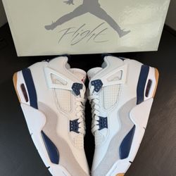 BRAND NEW JORDAN 4 RETRO SB “NAVY BLUE”