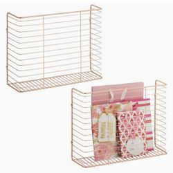 Metal Wire Farmhouse Wall Mount Magazine Holder, Storage Organizer - Space Saving Compact Rack for Magazines, Books, Newspapers, Tablets, Entryway, 