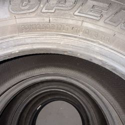 33x12.50 R17