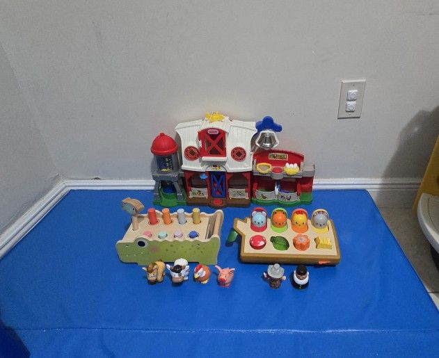 Animals Farm Interactive / Peek Pop-Up Animal / Alligator Pounding Bench