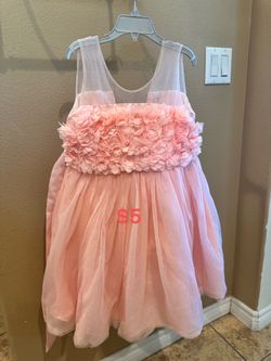 Girls dress 👗 6-8 years old