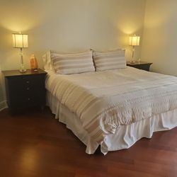 $200 Bedroom Set- Three Piece