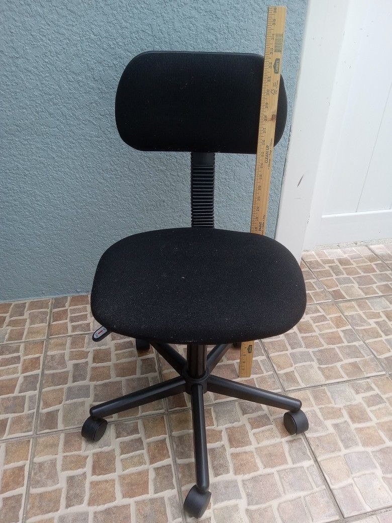 Black OFFICE Chair