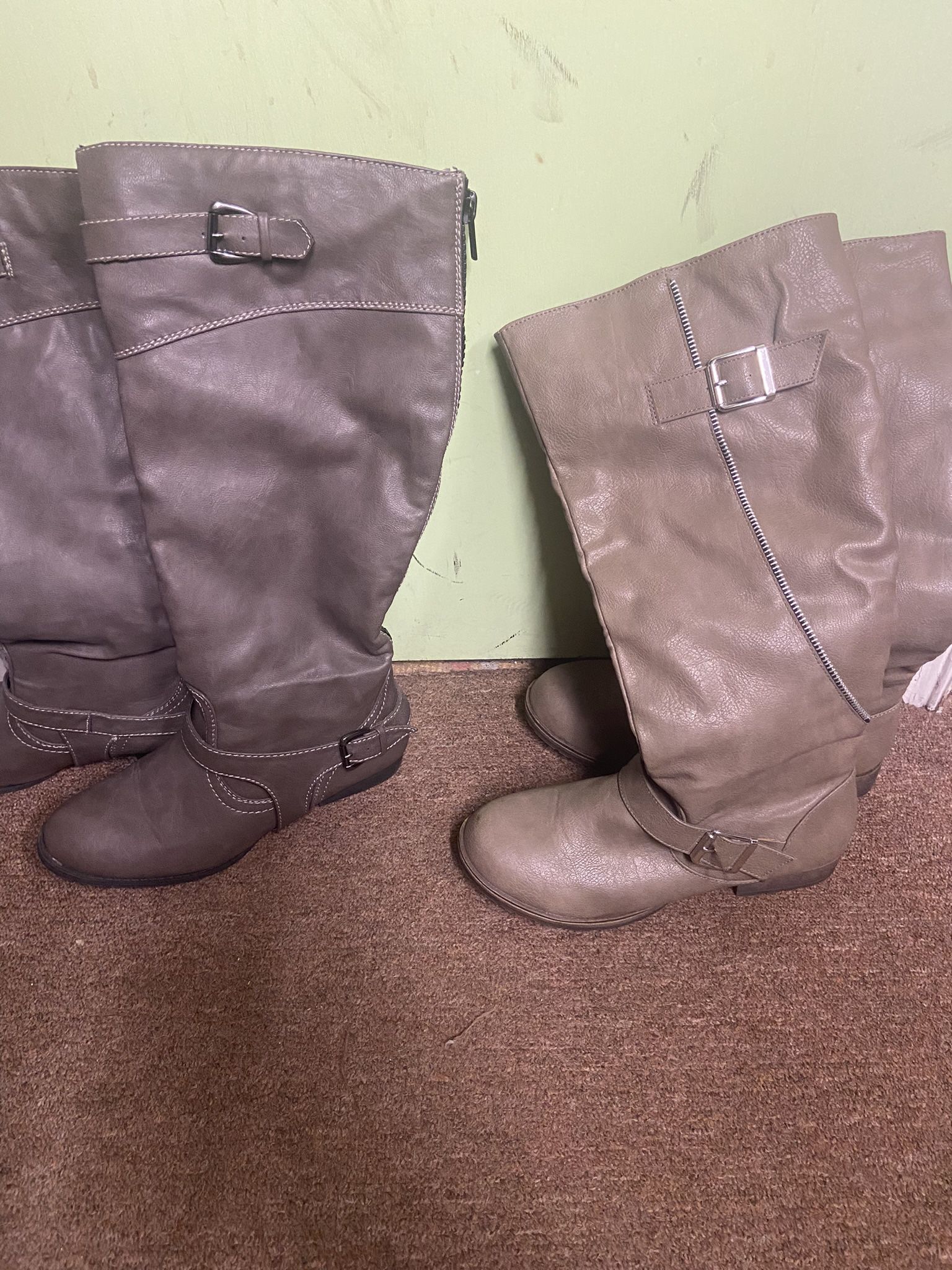 Boots size 9 ladies (2 Pairs)