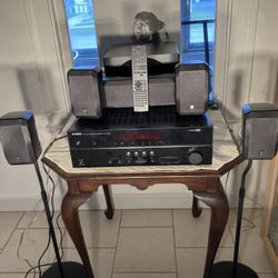 Yamaha Stereo System 