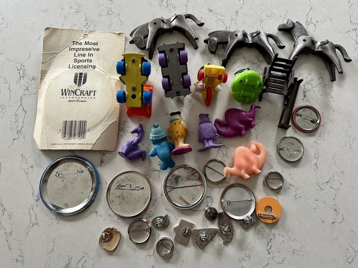 Vintage Happy Meal Toys & Pin Lot for Sale in Elgin, IL OfferUp