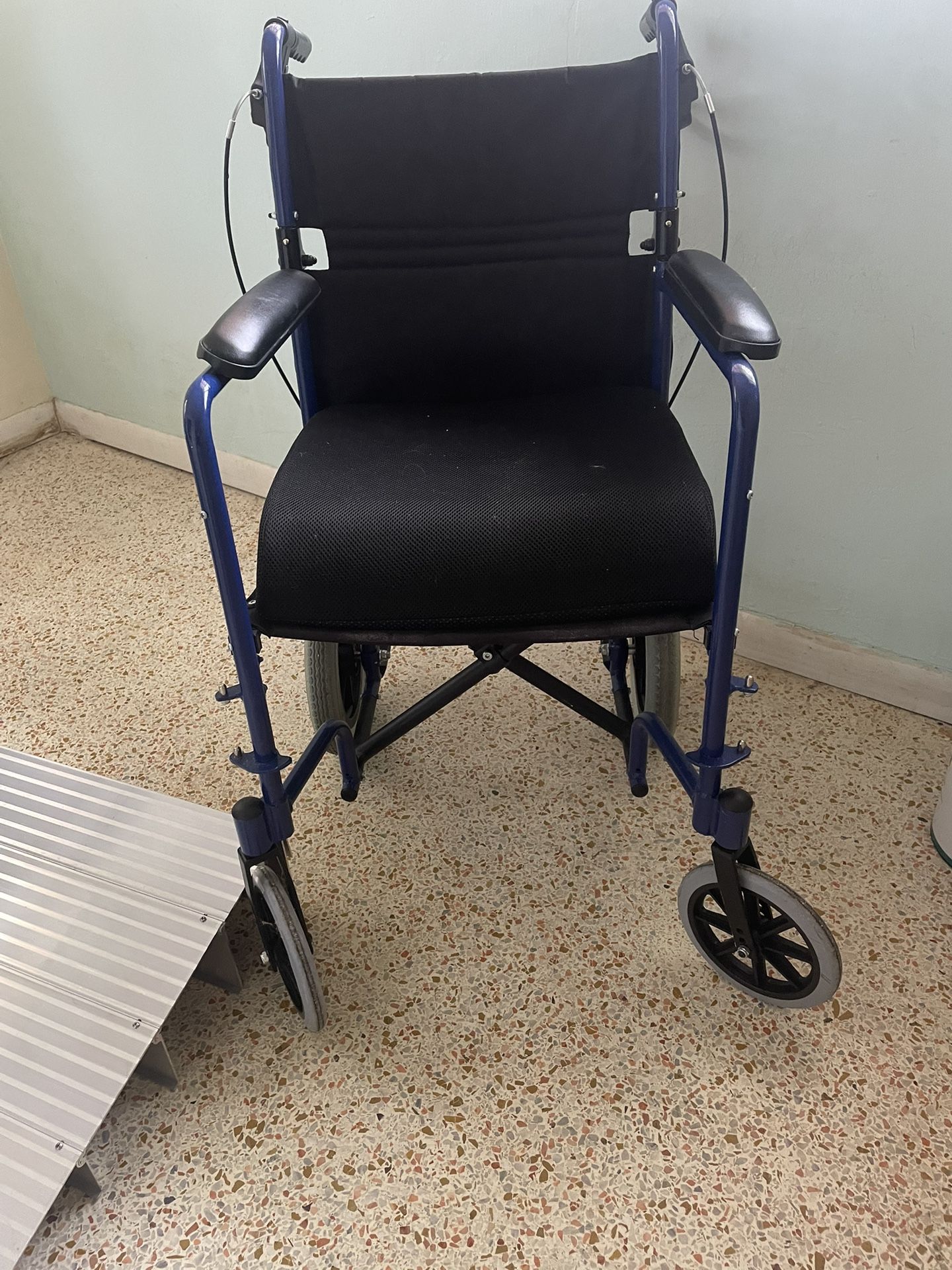 Wheelchair And Ramp | Silla De Ruedas Con Rampa