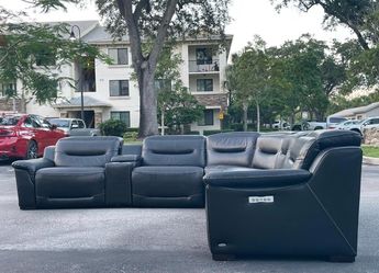 Sectional Couch/Sofa - Electric Recliners - Black - Delivery Available 🚛