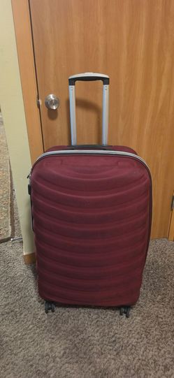 28 inch rolling suitcase