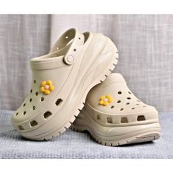 Crocs Mega Crush Clog Unisex | Color: Bone| 207988-2Y2