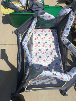 Play pen