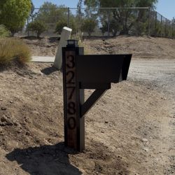 Custom Modern Mailbox Post With Locking Mailbox