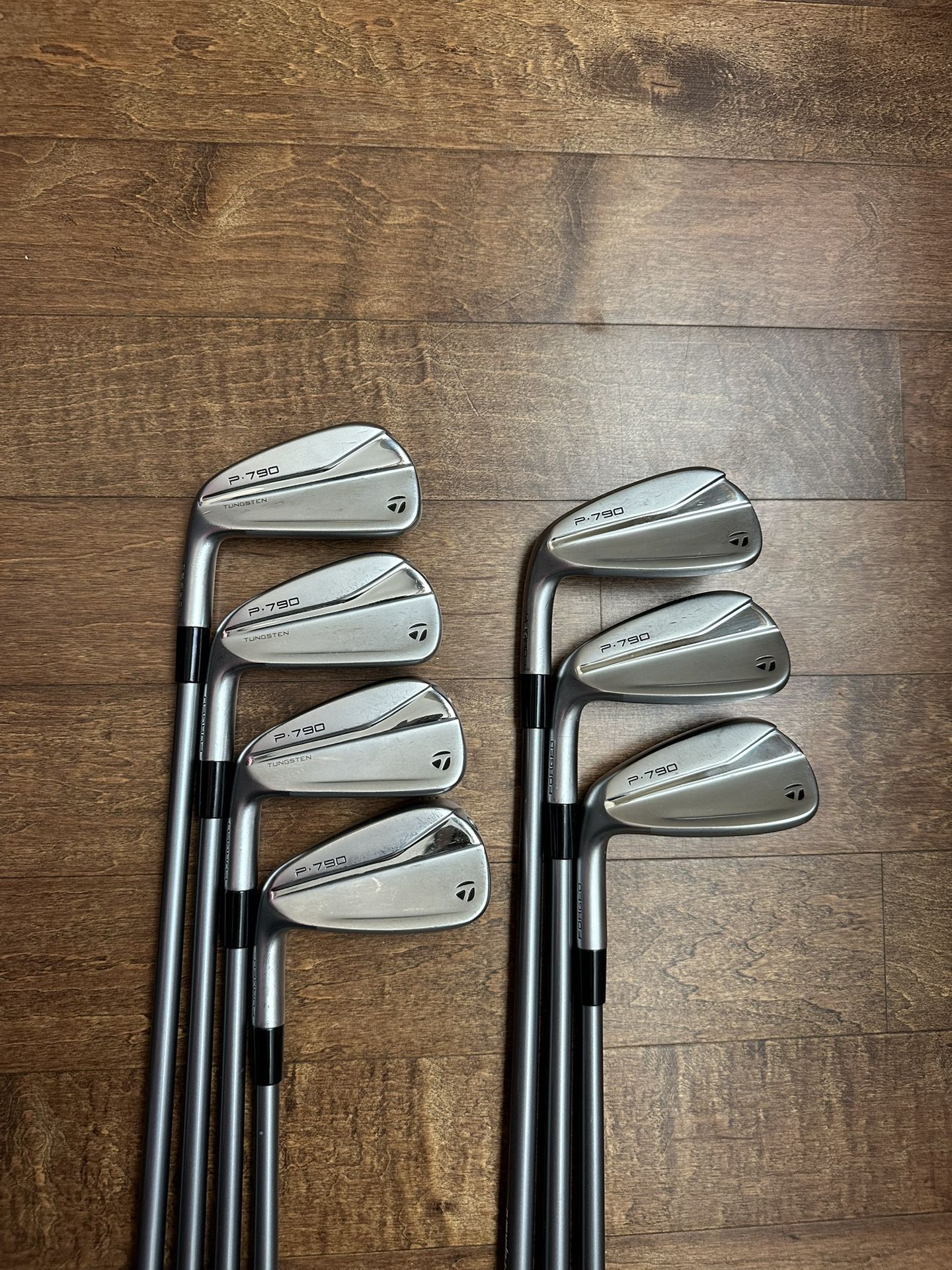 TaylorMade LEFTY 2023 P-790 Forged 5-PW,AW Graphite Speeder NX Regular Flex