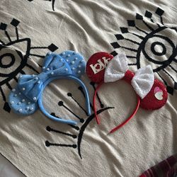 Disney ears 