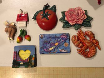  vintage fridge magnets lot - Alaska, San Francisco, Bermuda, Snoopy, Mango, tomato, flower, lobster.   Widest magnet is bermuda at 4 inches   Price i