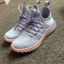Brand New Women’s Adidas Size 6
