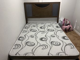 Queen size bed