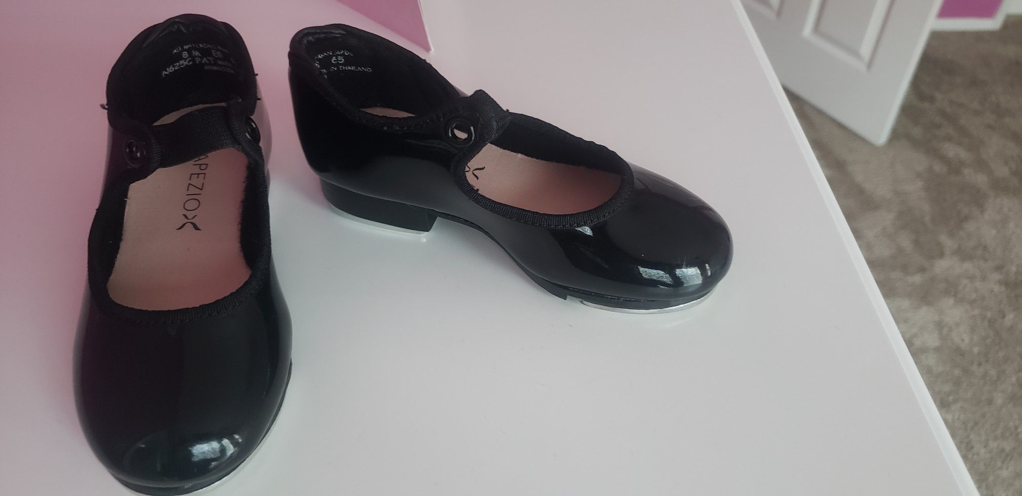 Capezio - Tap shoes (size 8 little girls)