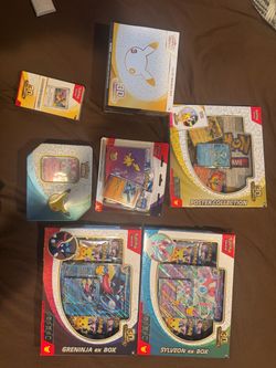 Pokémon 30th Celebrations TCG Collection Bundle