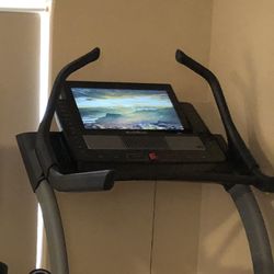 NordicTrack Commercial X22i Incline Trainer Treadmill - Black (NTL29222)