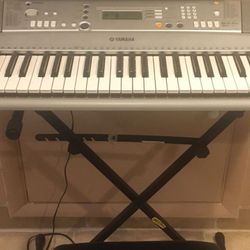 Keyboard Electronic Yamaha Good Condition 