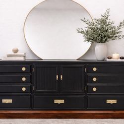 Timeless Thomasville Heirloom Dresser