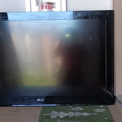 32" BIG SCREEN TV GREAT CONDITION EXCELLENT PICTURE