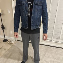 Guess Denim Jacket - Mens Size Medium - Great Condition 