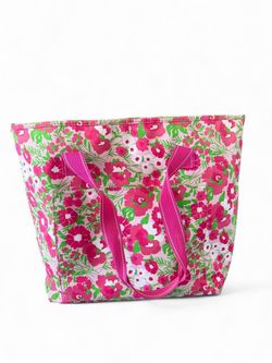 This Lilly Pulitzer insulated tote bag features the "Garden By the Sea" floral print with hot pink handles Some stains on the bottom please check pict