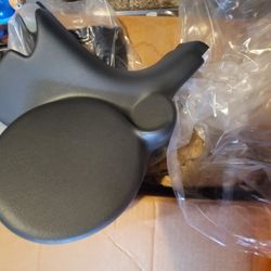 Q Logic Speaker Pod Kick Panel 