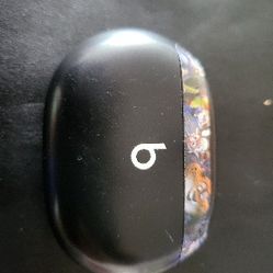 Beats EARBUDS Adult Owned