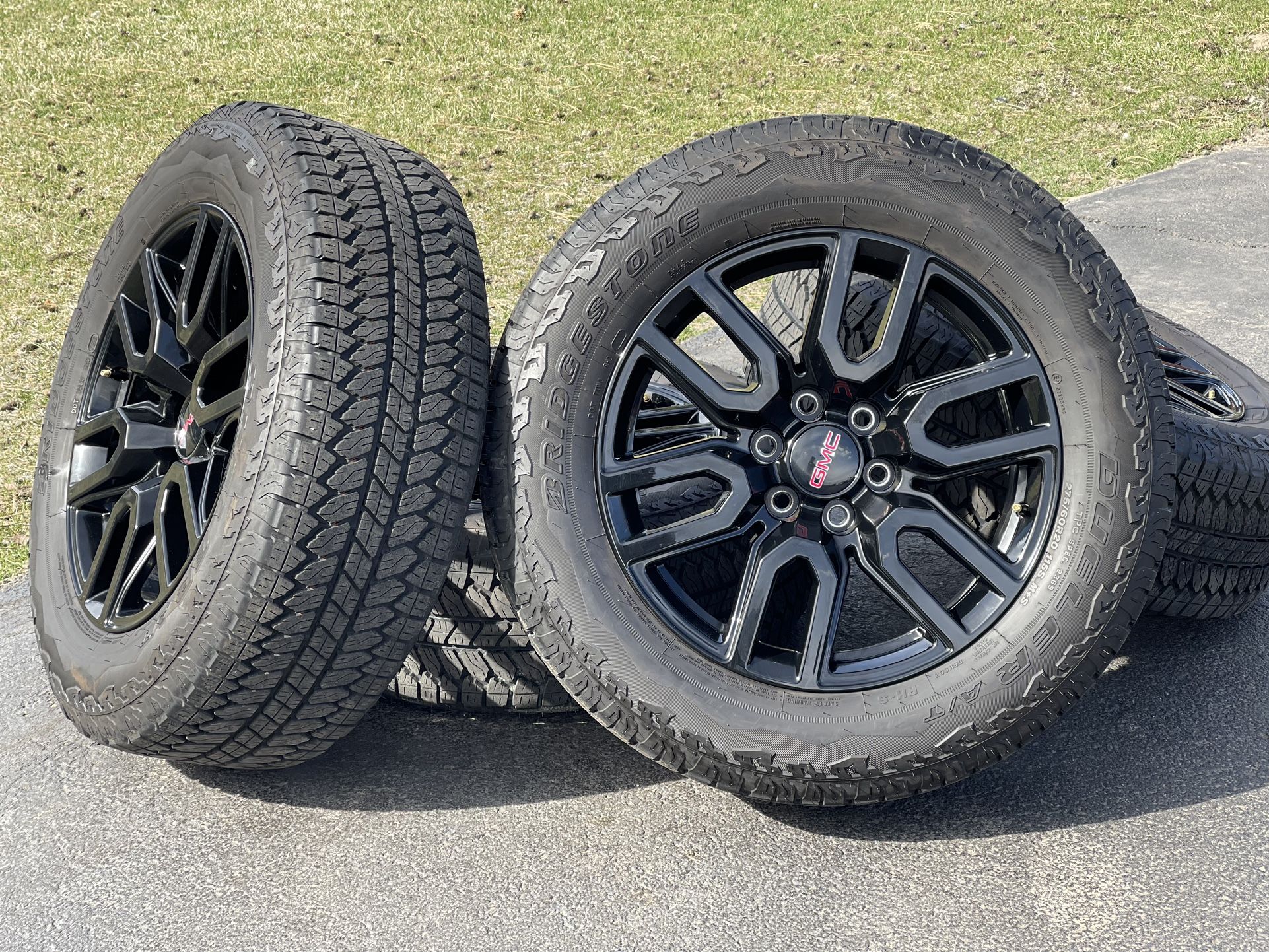 Like NEW 2024 Black 20” wheels GMC Sierra AT4 Yukon Tires A/T Tahoe Chevy Silverado rims Suburban