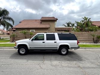 1995 Chevy suburban 2500 HD