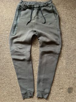 Nike Tech Bottoms