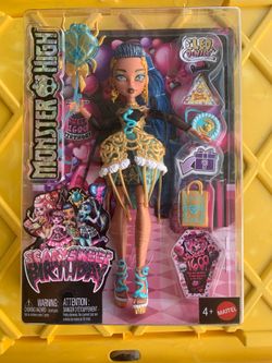 Monster High Scary Sweet Birthday  Cleo De Nile Doll