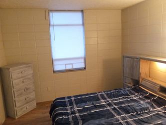 Queen size bedroom set