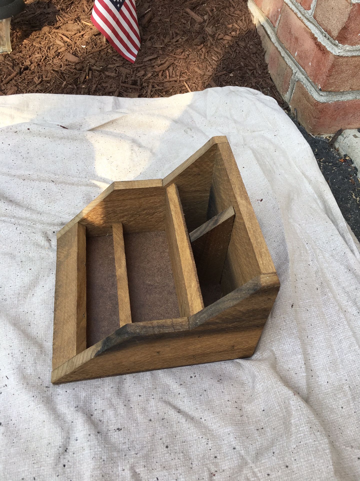 Desktop holder