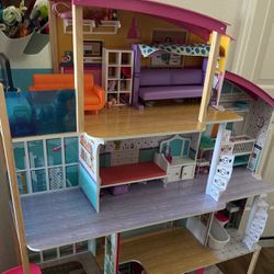 Huge Barbie Doll House 