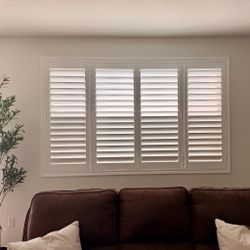 Solid Wood Plantation Shutters for Windows, Sliding Doors & Closet Doors - Factory Direct Pricing & Professional Installation (Persianas de Madera)