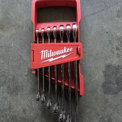 Milwaukee Wrench Set